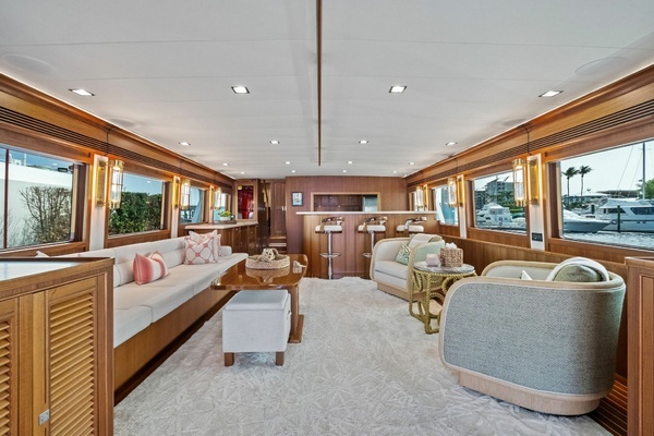 Photo of the 2024 Marlow 90V "Artemis II"