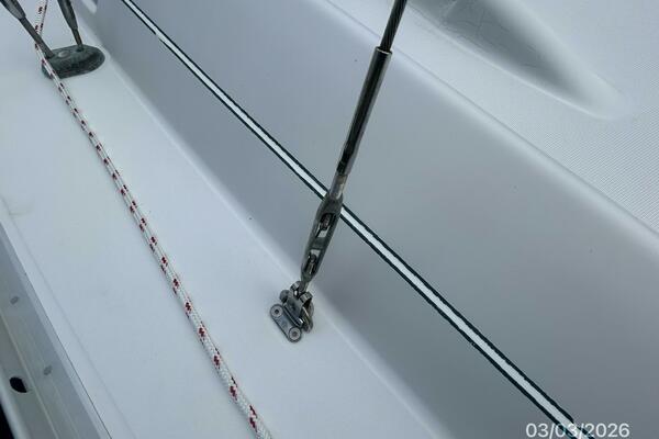 35' Beneteau standing rigging3