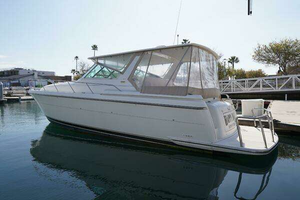 Tiara Yachts  Yacht For Sale
