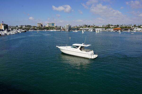 Photo of the 1994 Tiara Yachts 