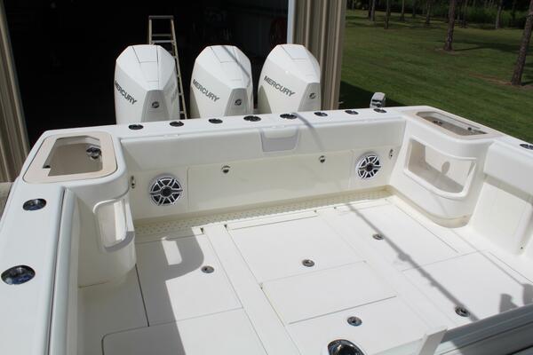 37ft SeaVee Yacht For Sale