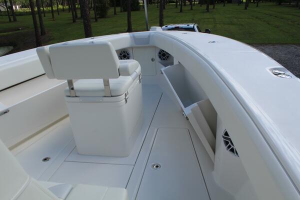 37ft SeaVee Yacht For Sale