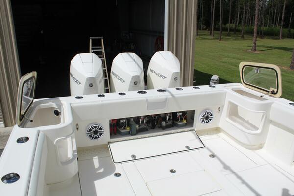 37ft SeaVee Yacht For Sale