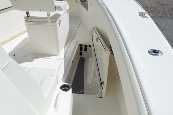 37ft SeaVee Yacht For Sale