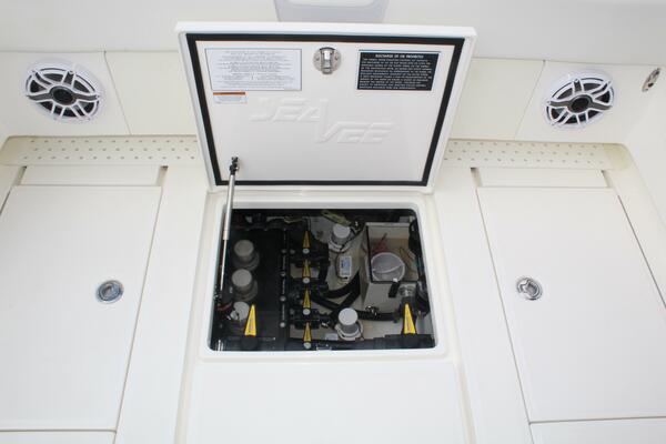 37ft SeaVee Yacht For Sale