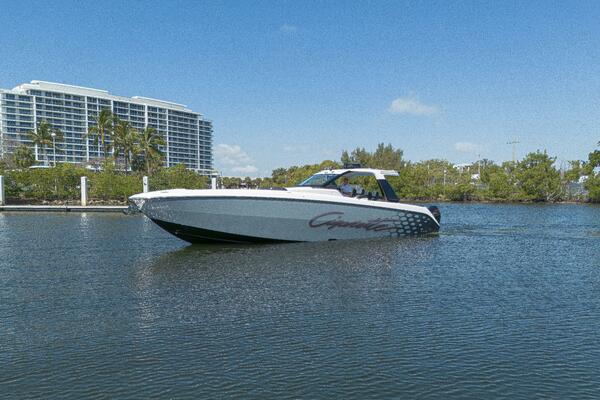 42ft Cigarette Yacht For Sale