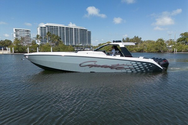 42ft Cigarette Yacht For Sale