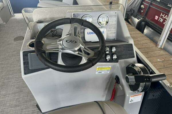 Photo of the 2022 Harris CX230