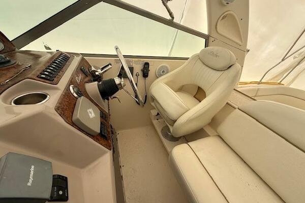 41ft Rinker Yacht For Sale