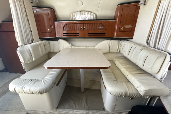 28ft Sea Ray Yacht For Sale