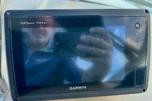 Photo of the 2001 Sea Ray Sundancer 280