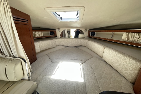 28ft Sea Ray Yacht For Sale