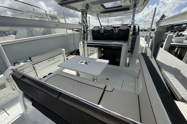 35ft Jeanneau Yacht For Sale