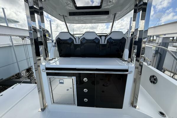 35ft Jeanneau Yacht For Sale