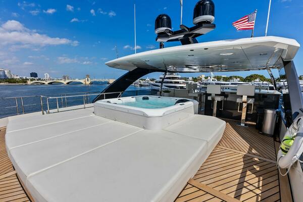 SERENITY NOW 115ft Ocean Alexander Yacht For Sale