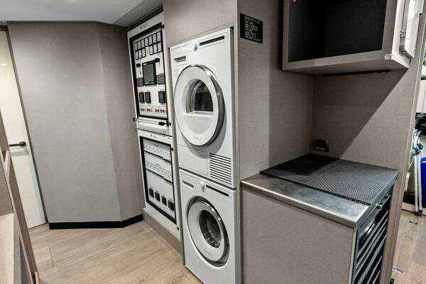 2024 Ocean Alexander 115