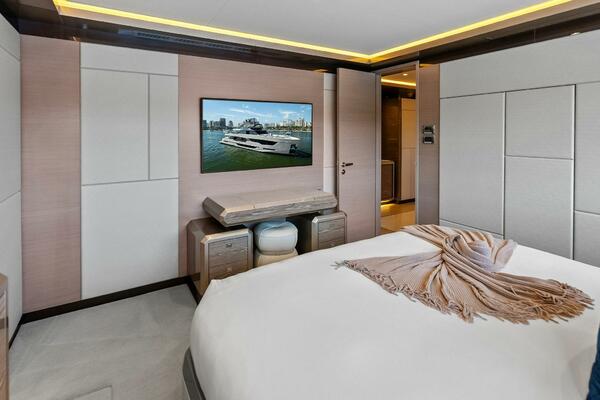 SERENITY NOW 115ft Ocean Alexander Yacht For Sale