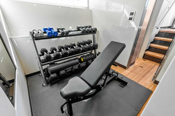 SERENITY NOW 115ft Ocean Alexander Yacht For Sale