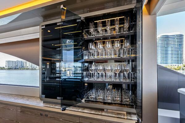 SERENITY NOW 115ft Ocean Alexander Yacht For Sale