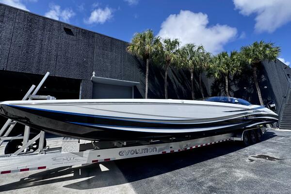 44ft MTI Yacht For Sale
