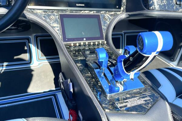 44ft MTI Yacht For Sale