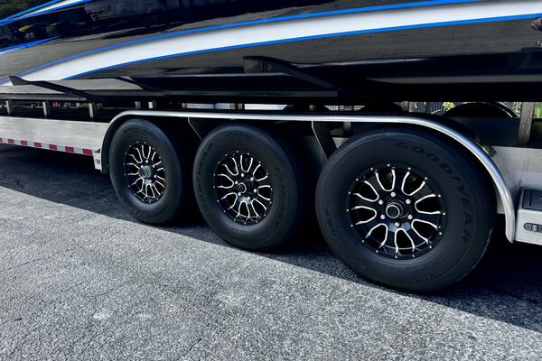 44ft MTI Yacht For Sale