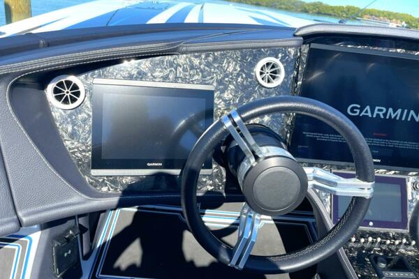 44ft MTI Yacht For Sale