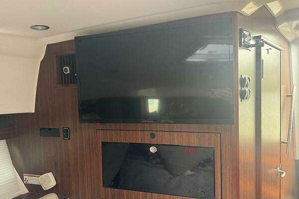 Pursuit OS 355 Offshore Yacht For Sale