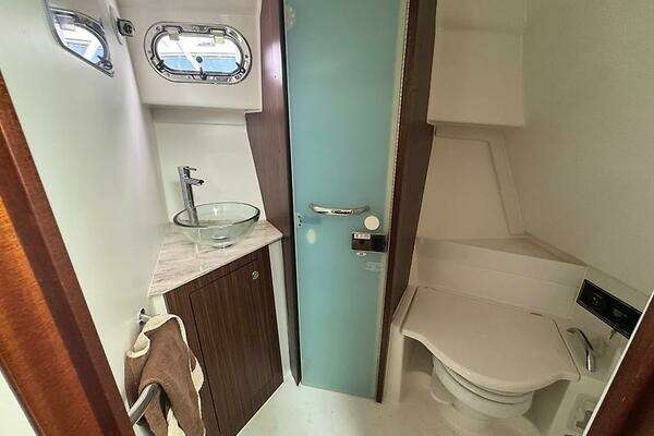 Pursuit OS 355 Offshore Yacht For Sale