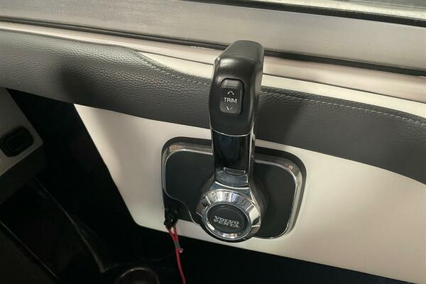 Summer Love 24ft Regal Yacht For Sale