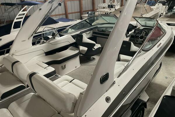 Summer Love 24ft Regal Yacht For Sale