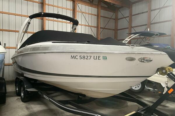 Summer Love 24ft Regal Yacht For Sale