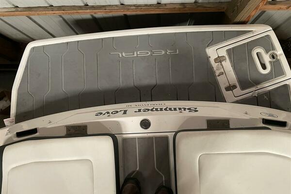 Summer Love 24ft Regal Yacht For Sale