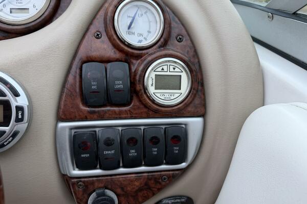 25ft Four Winns Yacht For Sale