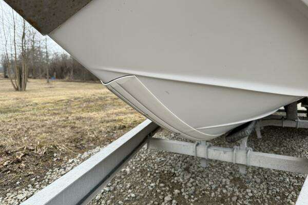 Photo of the 2005 Four Winns 250 Horizon