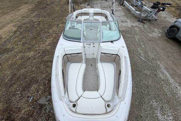 25ft Four Winns Yacht For Sale