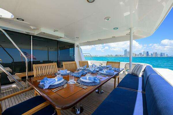 2005 Pacific Mariner 85