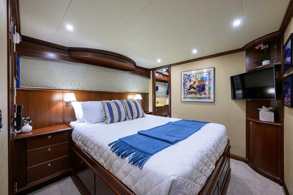 JULE 85ft Pacific Mariner Yacht For Sale
