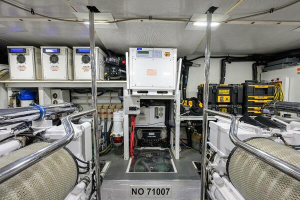 JULE 85ft Pacific Mariner Yacht For Sale