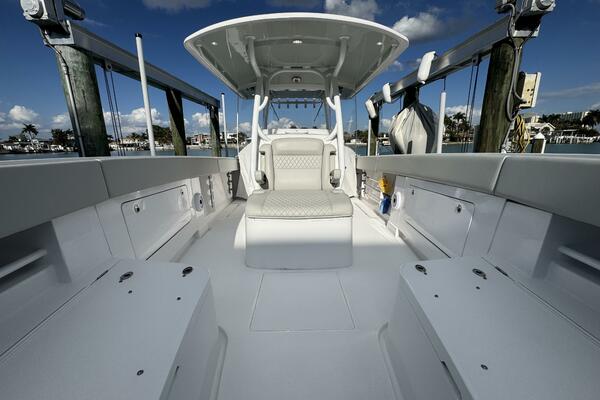 38ft Jupiter Yacht For Sale