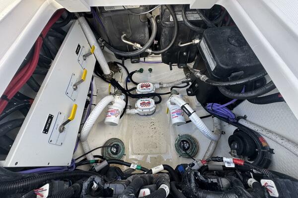 38ft Jupiter Yacht For Sale