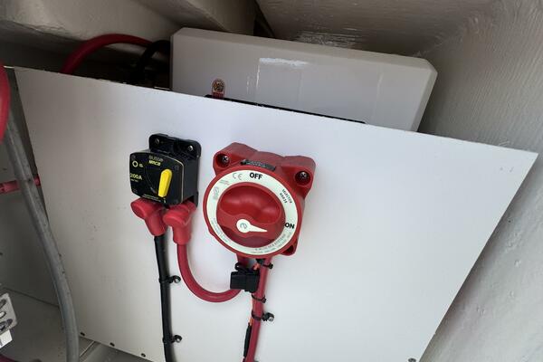 38ft Jupiter Yacht For Sale