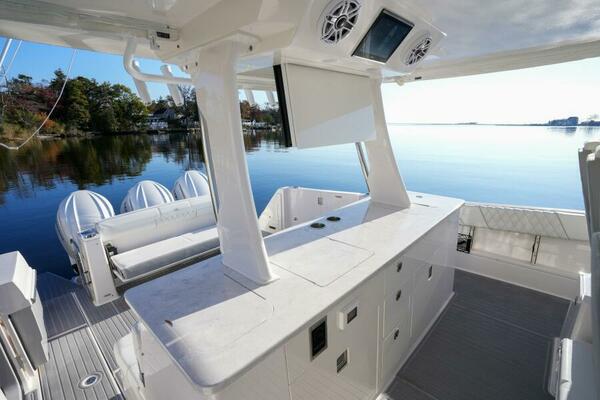 38ft Regal Yacht For Sale