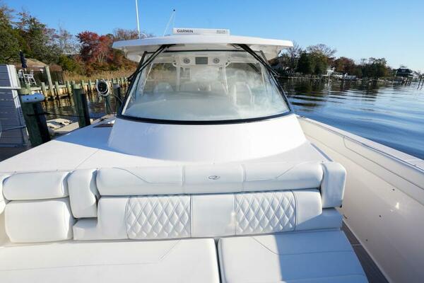 38ft Regal Yacht For Sale