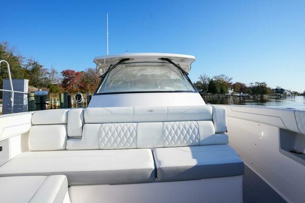 38ft Regal Yacht For Sale