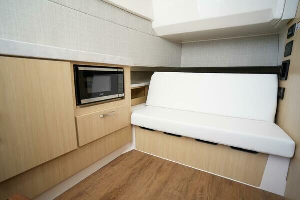 38ft Regal Yacht For Sale