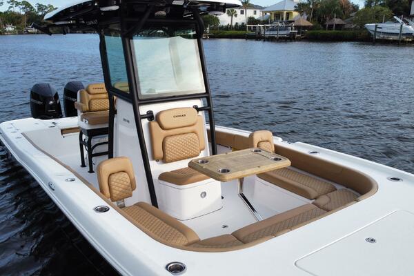 27ft Caymas Yacht For Sale