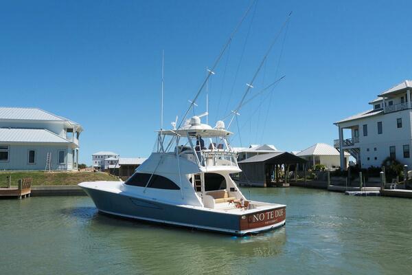 2017 Viking 52 Convertible 