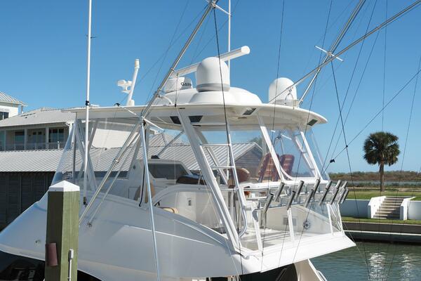 2017 Viking 52 Convertible 