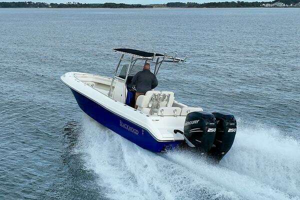 Photo of the 2012 Blackwood 27